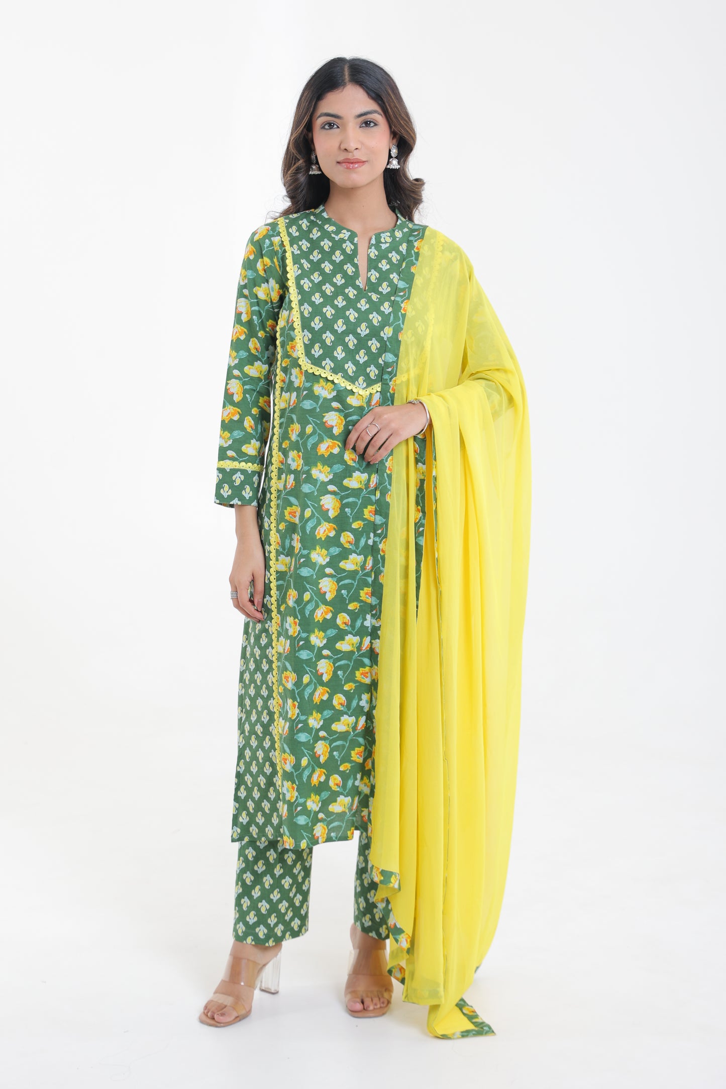 COTTON DITSY FLORAL MOTIFS WITH LACE YOKE KURTA SET IN FOREST GREEN