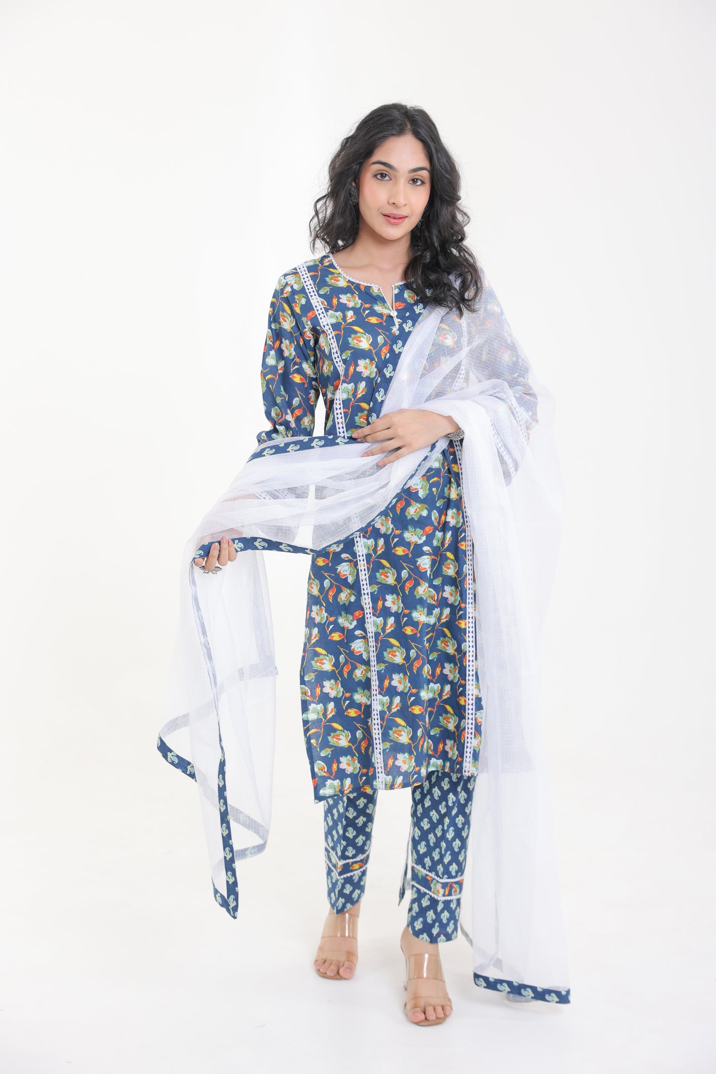 COTTON DAISY FLORAL MOTIFS WITH LACE SHELL BUTTON KURTA SET IN NAVY BLUE