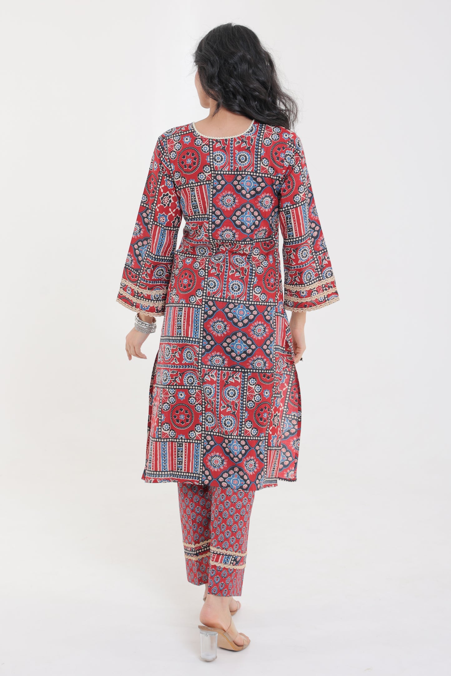 COTTON MANDALA FLORAL MOTIFS WITH LACE GOLDEN BUTTON KURTA SET IN CRIMSON RED