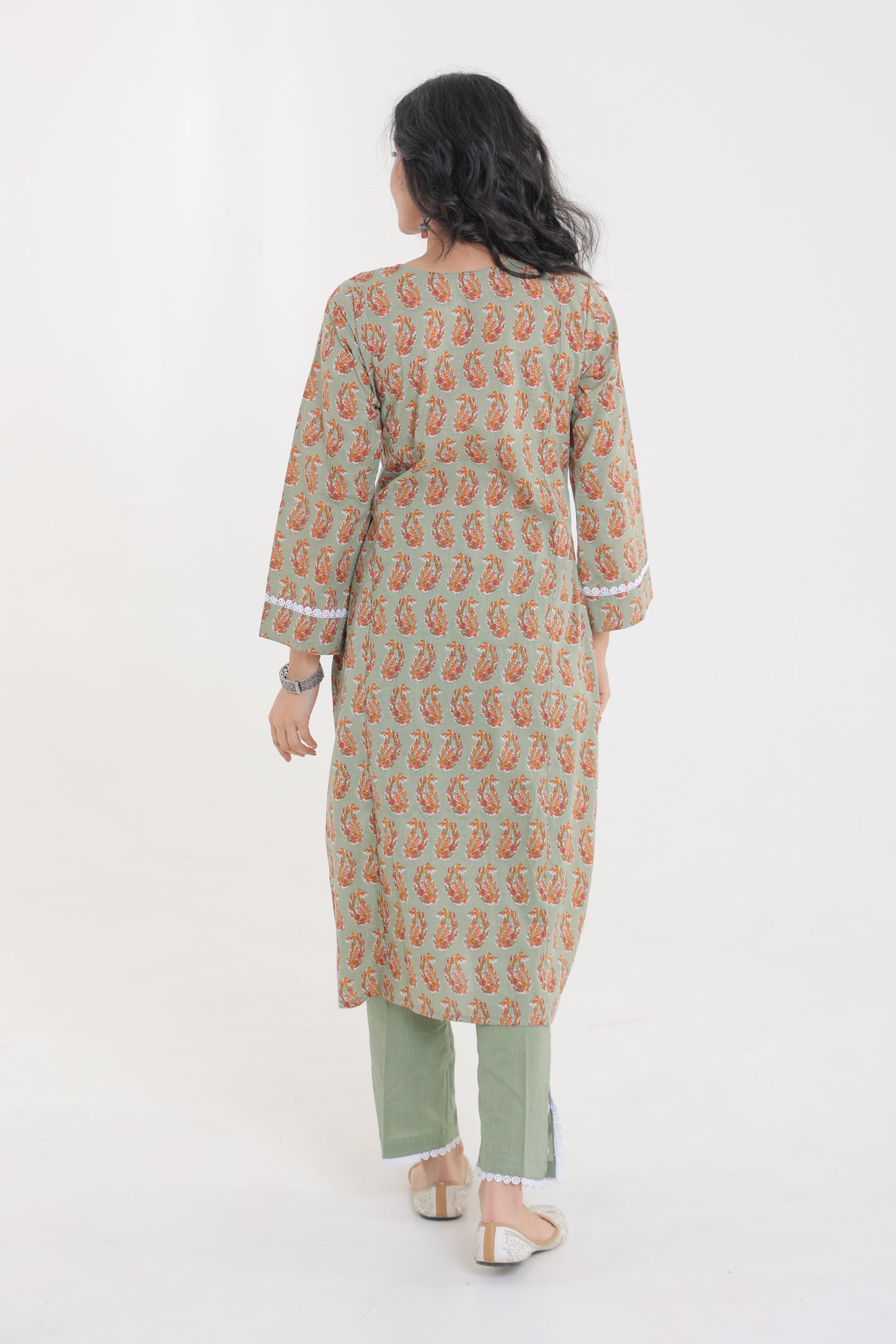 PURE COTTON BUTA FLORAL MOTIFS WITH LACE YOKE KURTA SET IN PISTACHIO GREEN