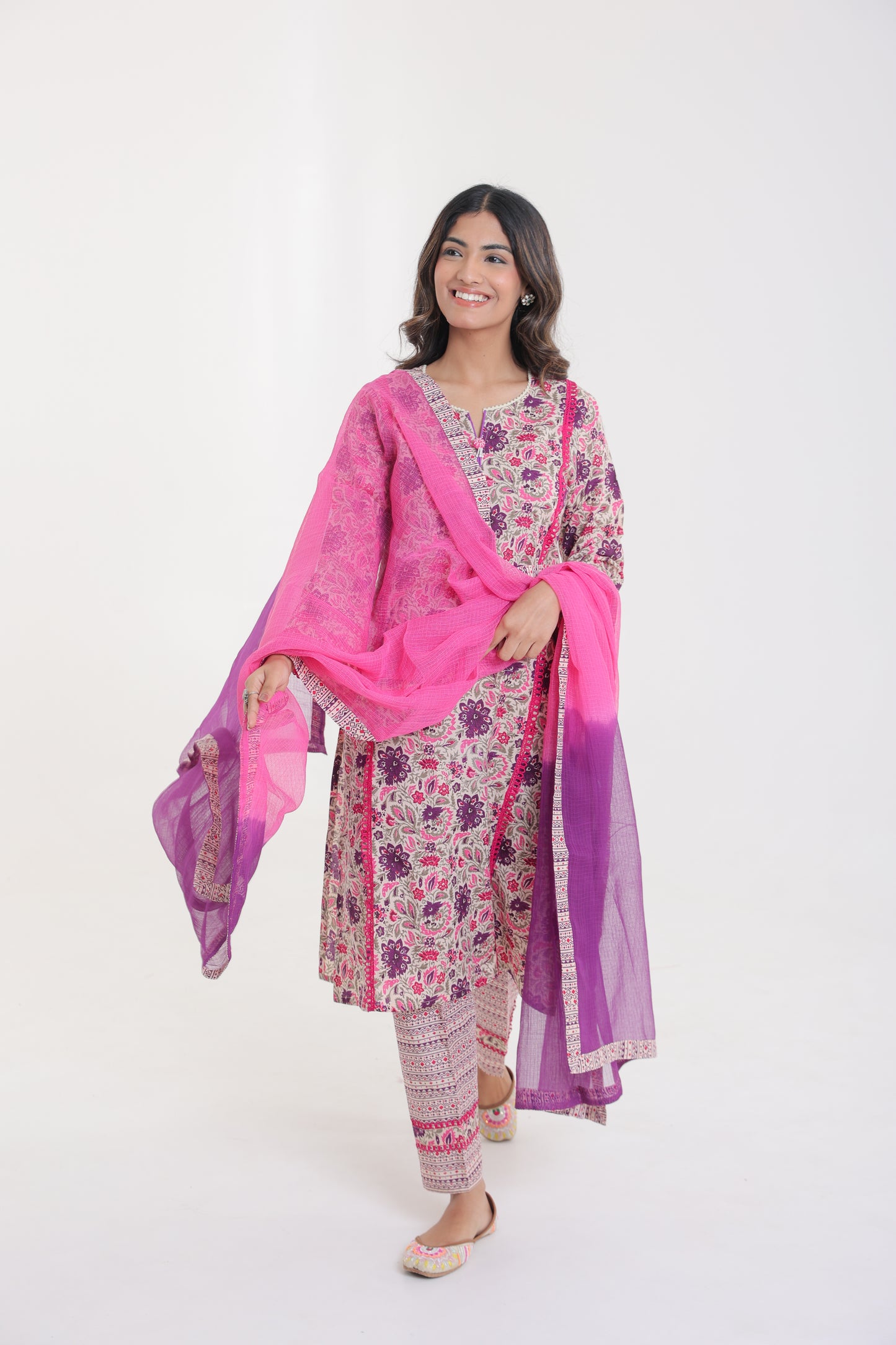 COTTON ABSTRACT FLORAL MOTIFS LACE DETAILED KURTA SET IN FUCHSIA PINK
