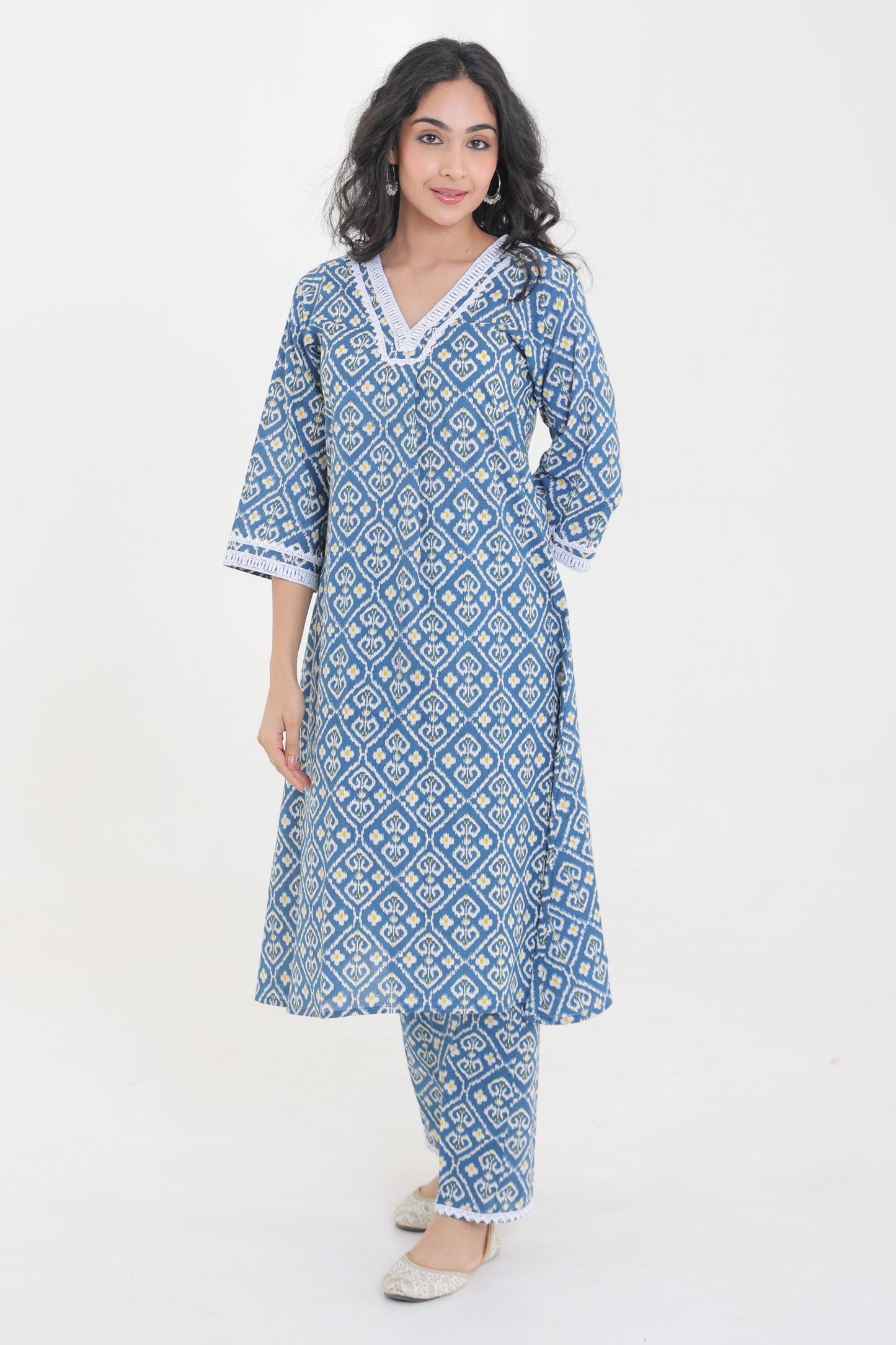 COTTON IKKAT V-NECK LACE KURTA SET IN ROYAL BLUE