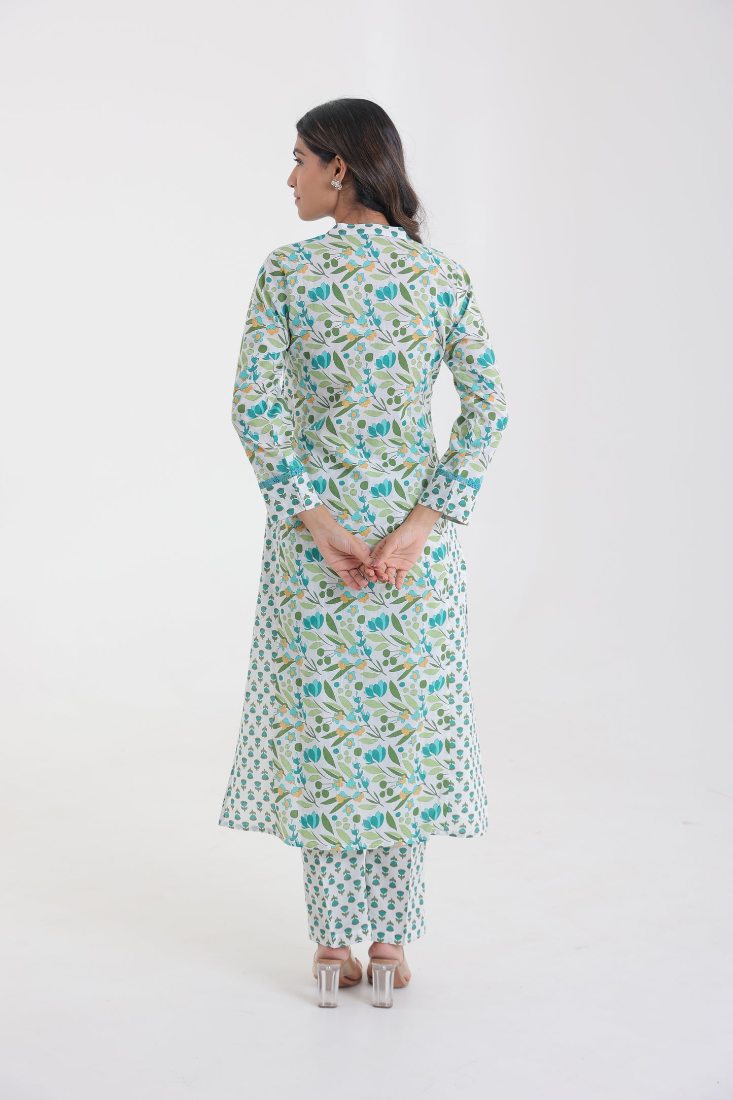 COTTON LEAF FLORAL MOTIFS WITH LACE YOKE KURTA SET IN WHITE AND SEA GREEN