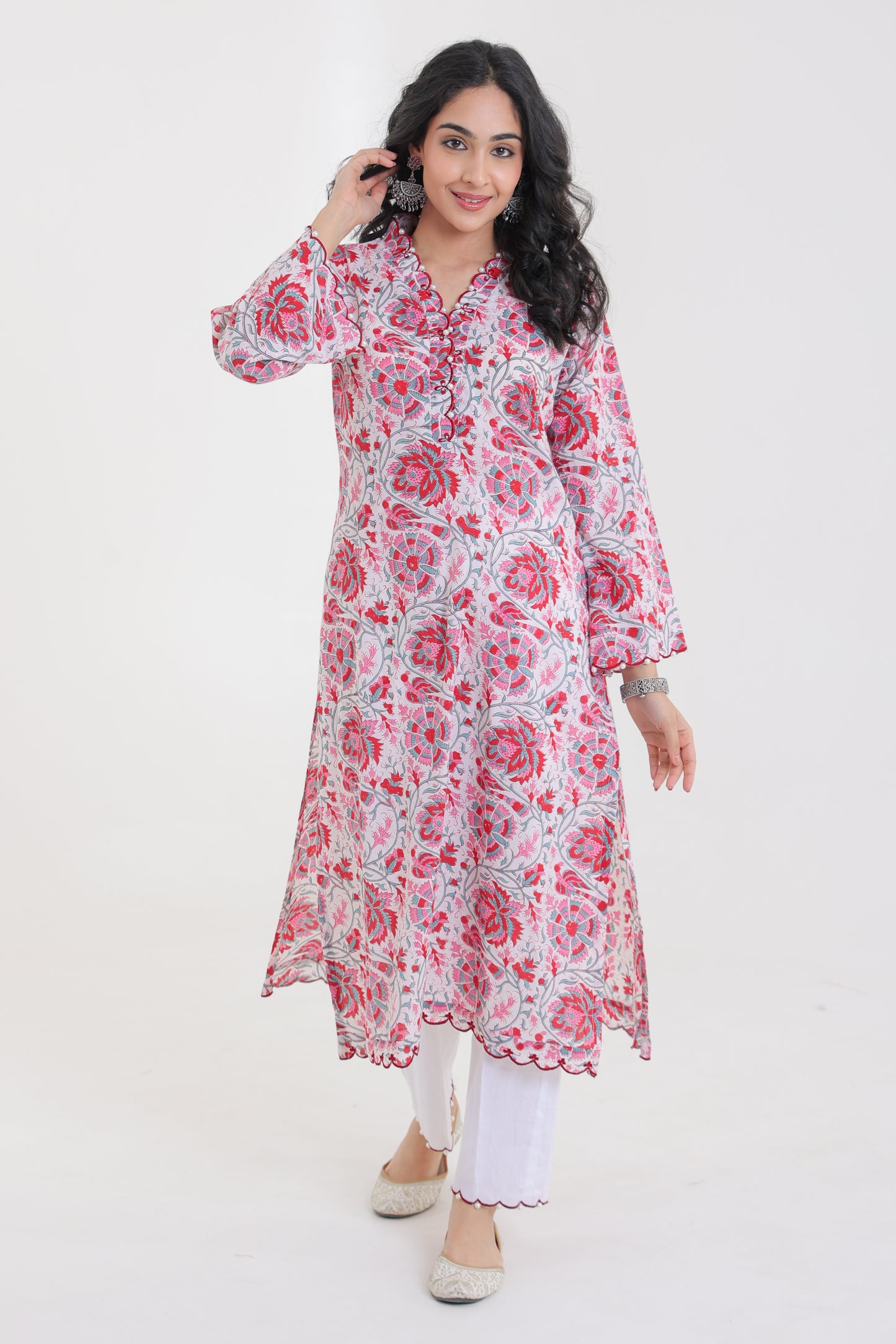 HAND BLOCK PRINTED EMBROIDERED AND TROUSERS WITH SCALLOP BORDER AND PEARLS KURTA SET IN RED - PINK