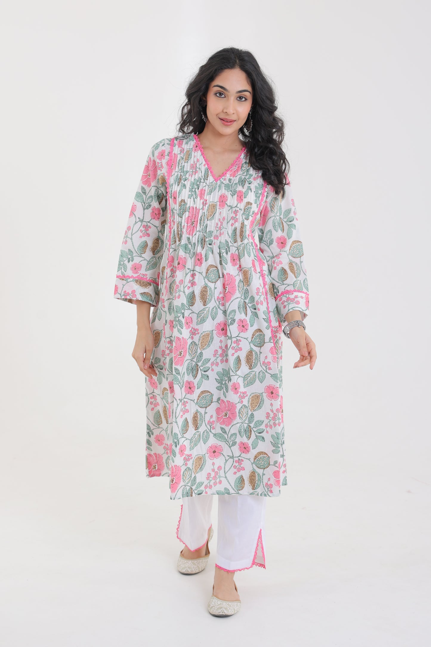 PURE COTTON BOTANICAL FLORAL MOTIFS WITH LACE YOKE KURTA SET IN WHITE WITH PINK FLOWERS
