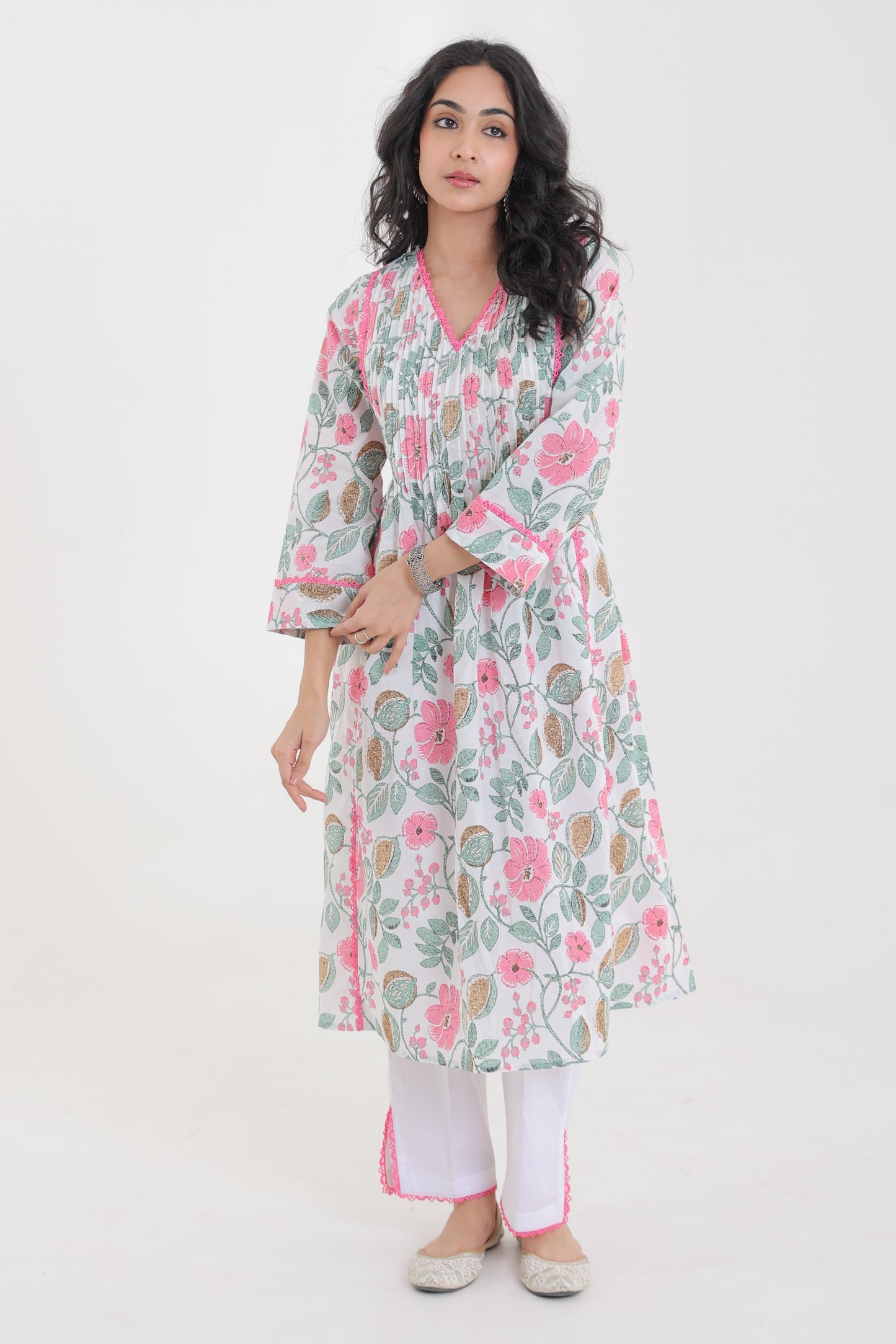 PURE COTTON BOTANICAL FLORAL MOTIFS WITH LACE YOKE KURTA SET IN WHITE WITH PINK FLOWERS