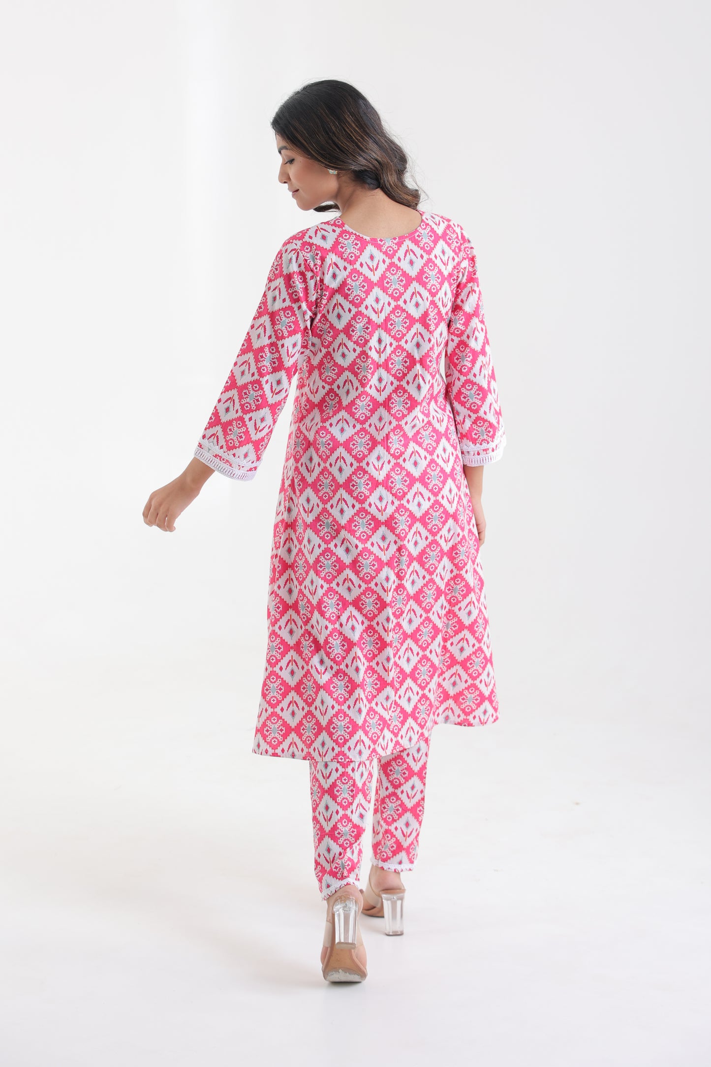 COTTON IKKAT V-NECK LACE DETAILED KURTA SET IN CANDY PINK