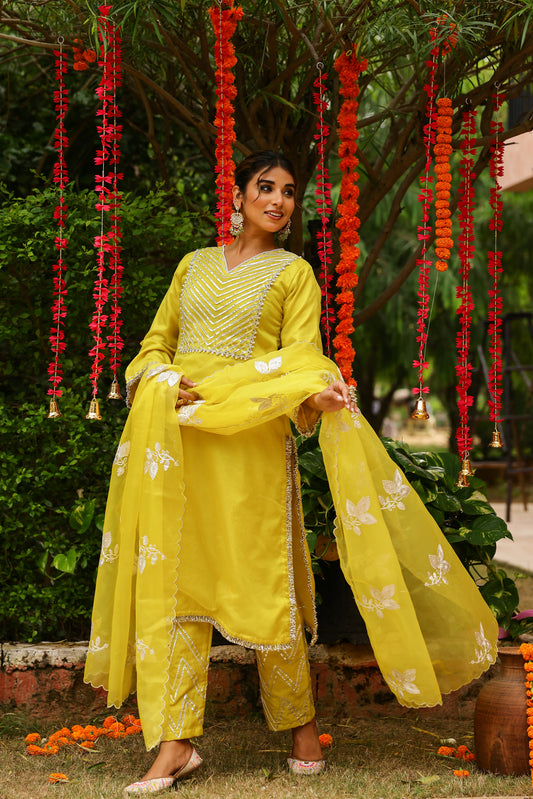 Golden Lime Organza Kurta Set with Intricate Gota Embroidered Dupatta