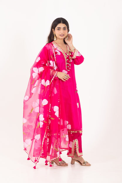 Jashn- Fuchsia Pink Organza Suit Set