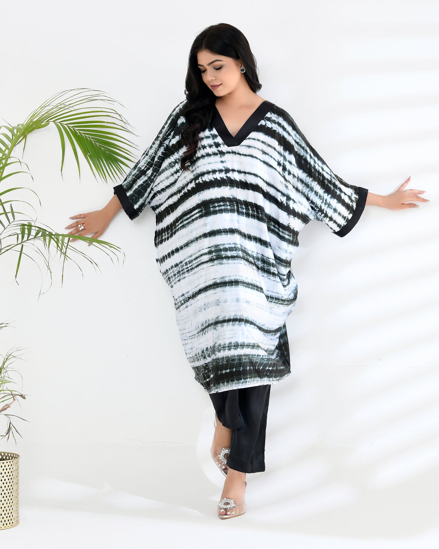 Noir Kaftan