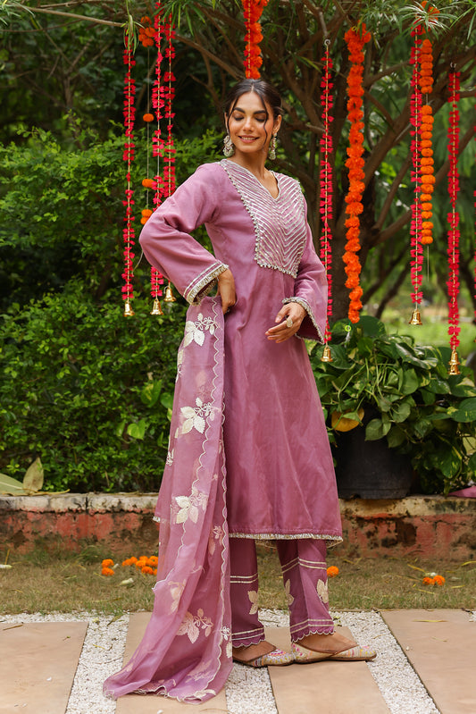 Lavender Mist Organza Kurta Set with Exquisite Gota Embroidered Dupatta