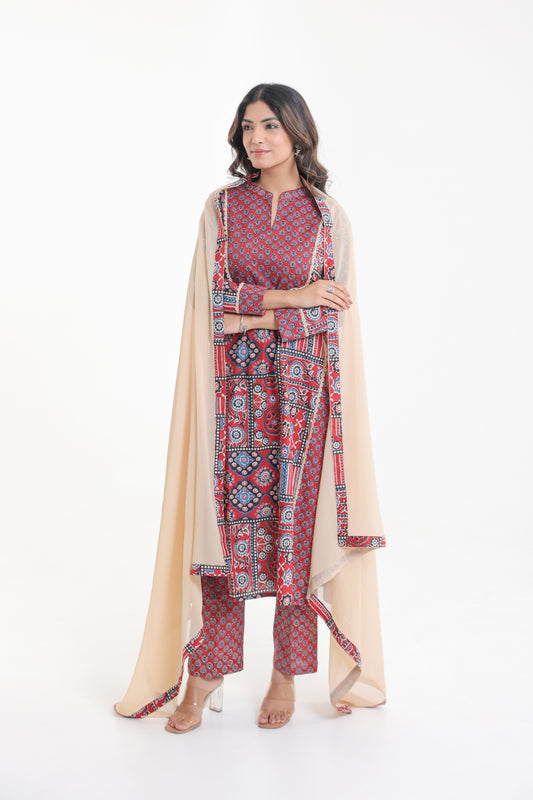 COTTON MANDALA FLORAL MOTIFS WITH LACE YOKE KURTA SET IN CRIMSON RED