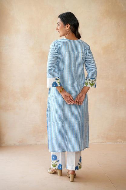 Neel kamal Blue Kurta Set