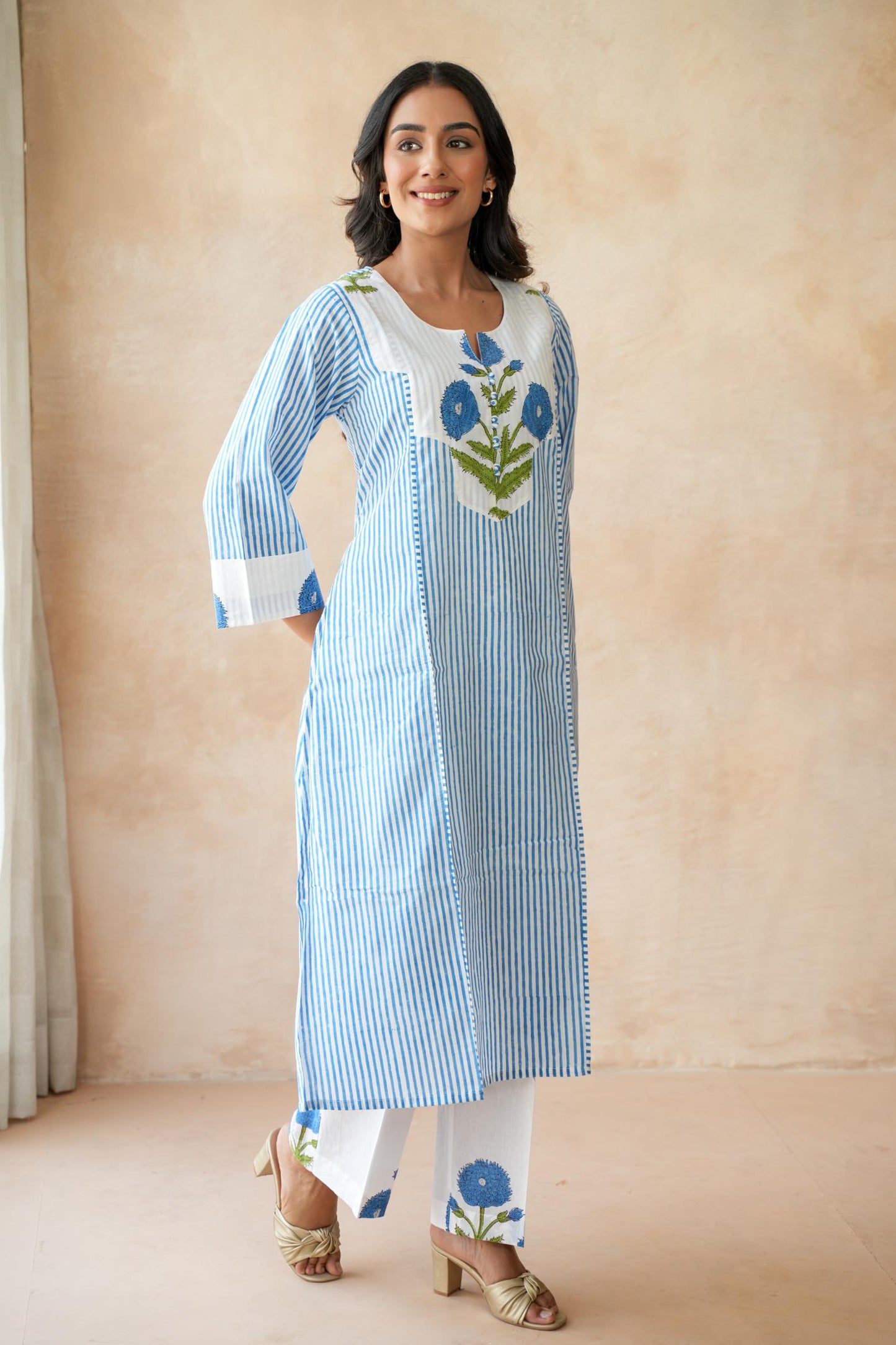 Neel kamal Blue Kurta Set