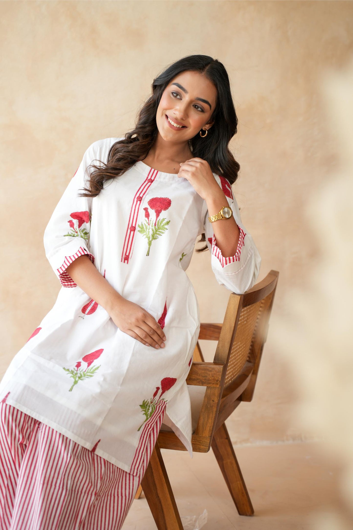 Gulnaar Farshi Kurta Set