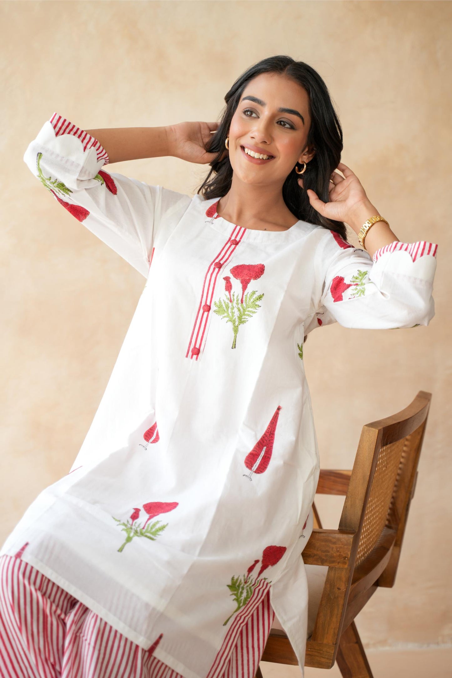 Gulnaar Farshi Kurta Set
