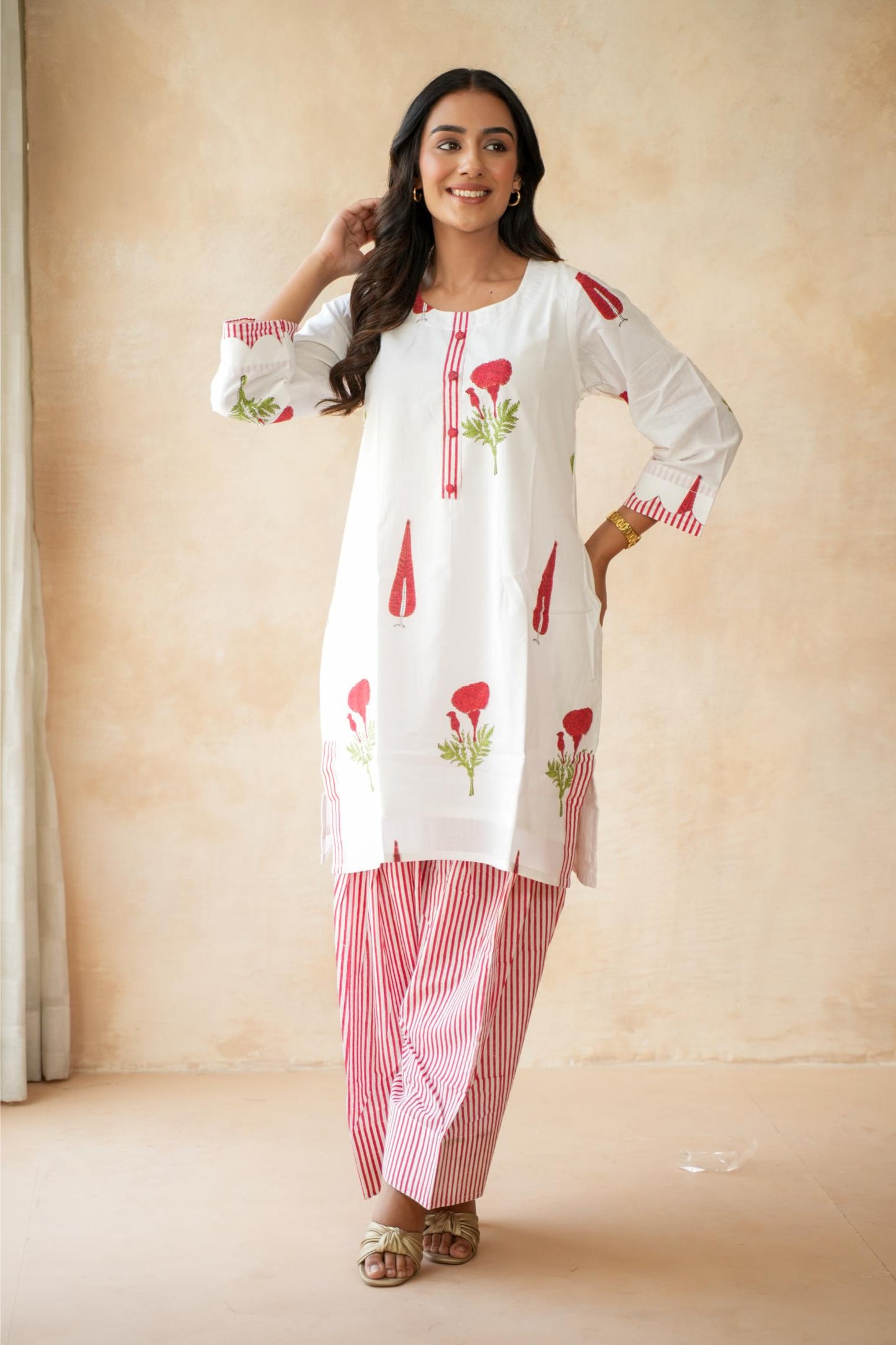 Gulnaar Farshi Kurta Set