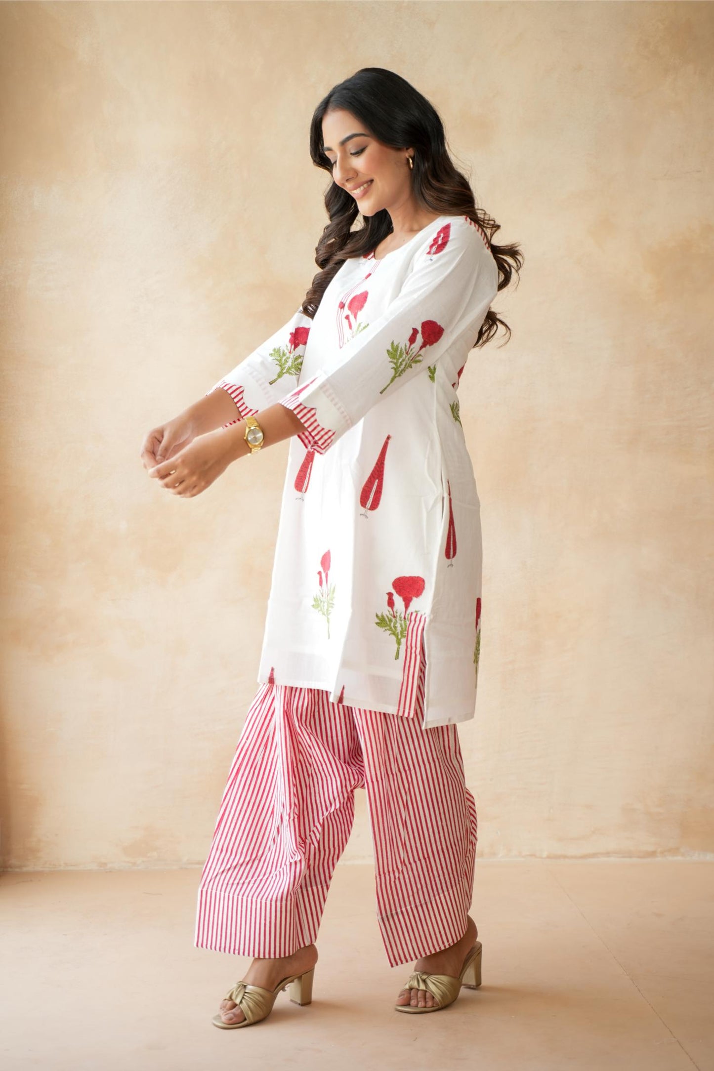 Gulnaar Farshi Kurta Set