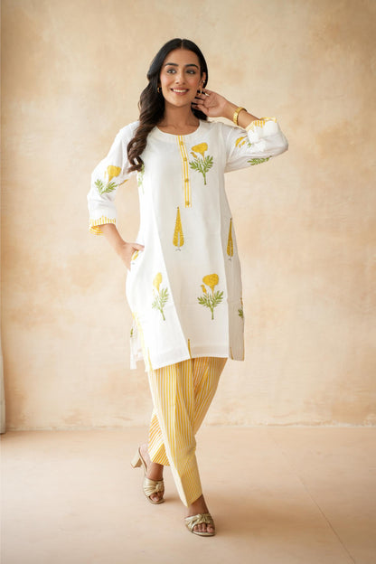 Mehr Farshi Kurta Set