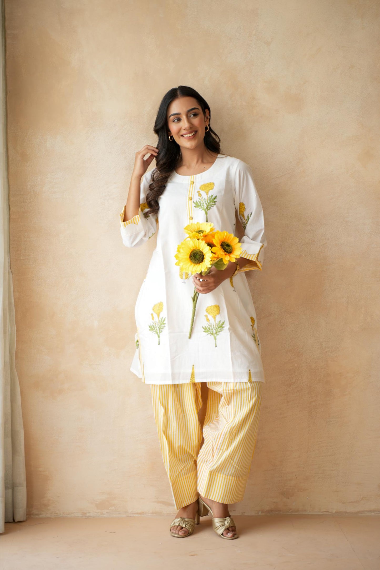 Mehr Farshi Kurta Set