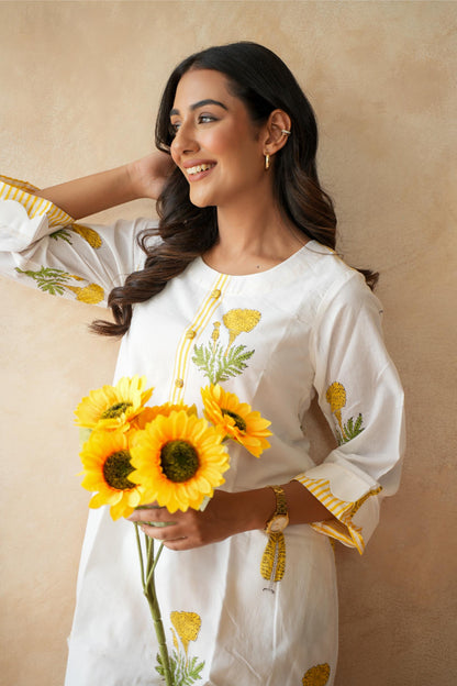 Mehr Farshi Kurta Set