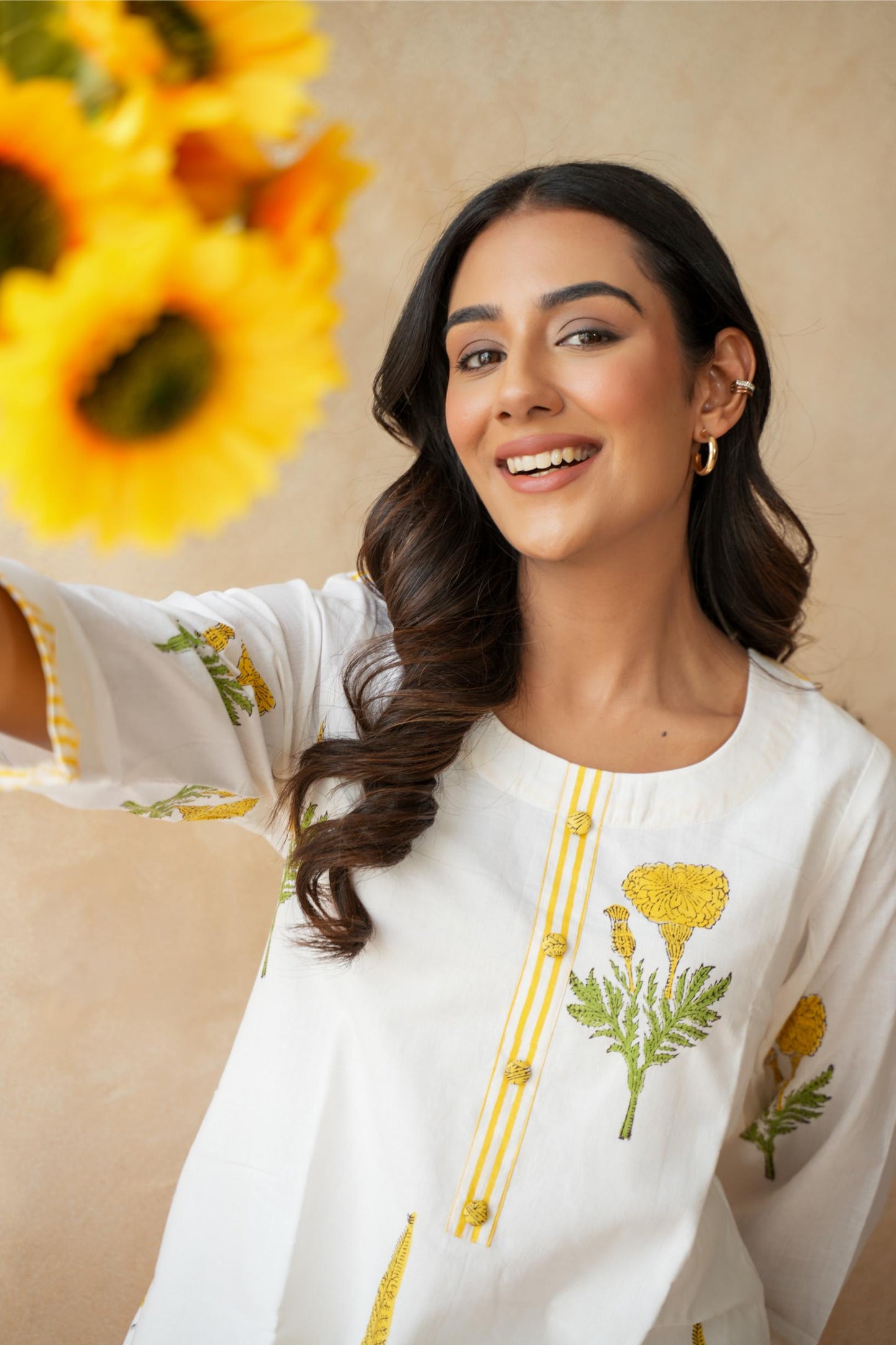 Mehr Farshi Kurta Set