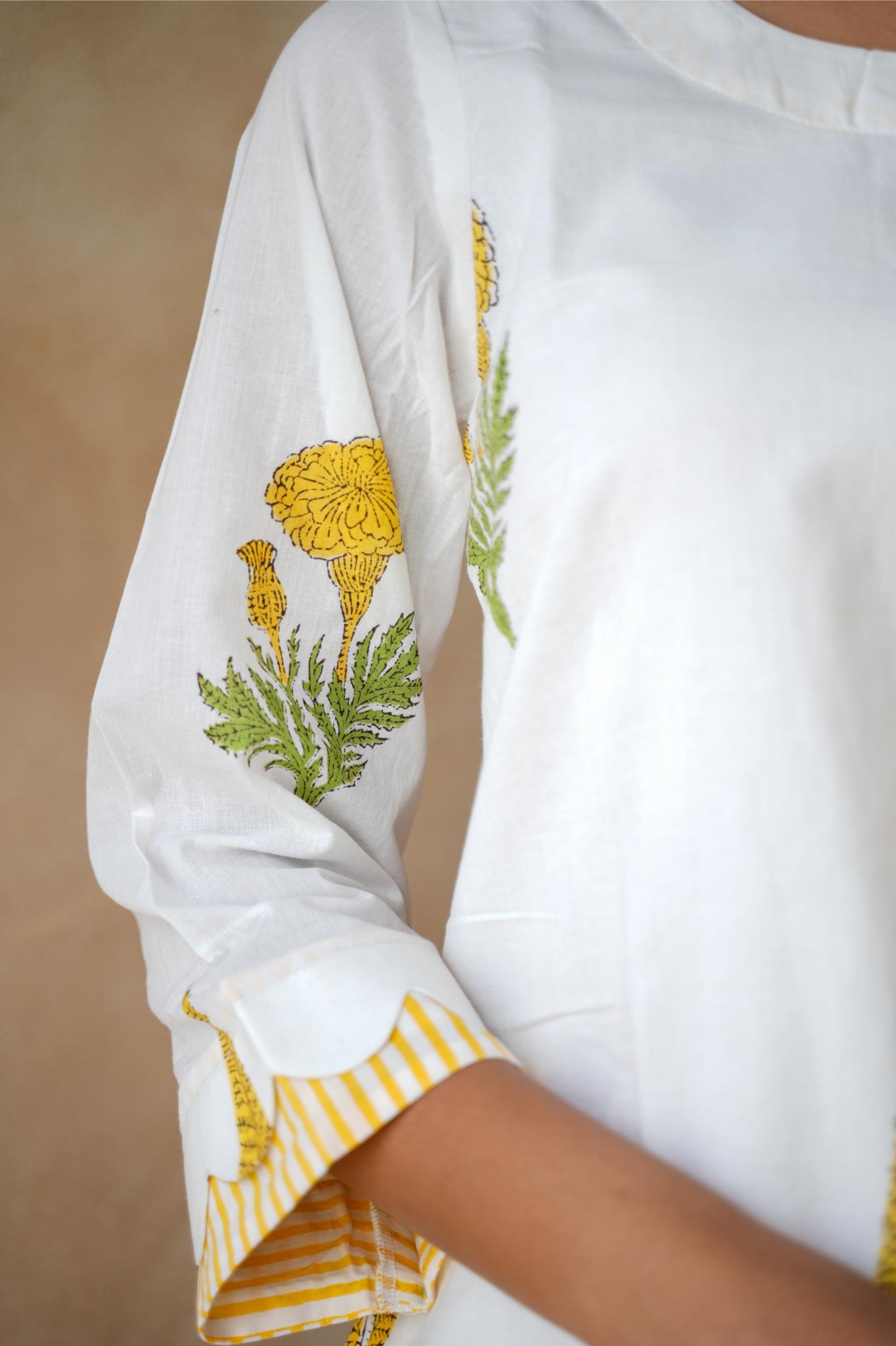 Mehr Farshi Kurta Set