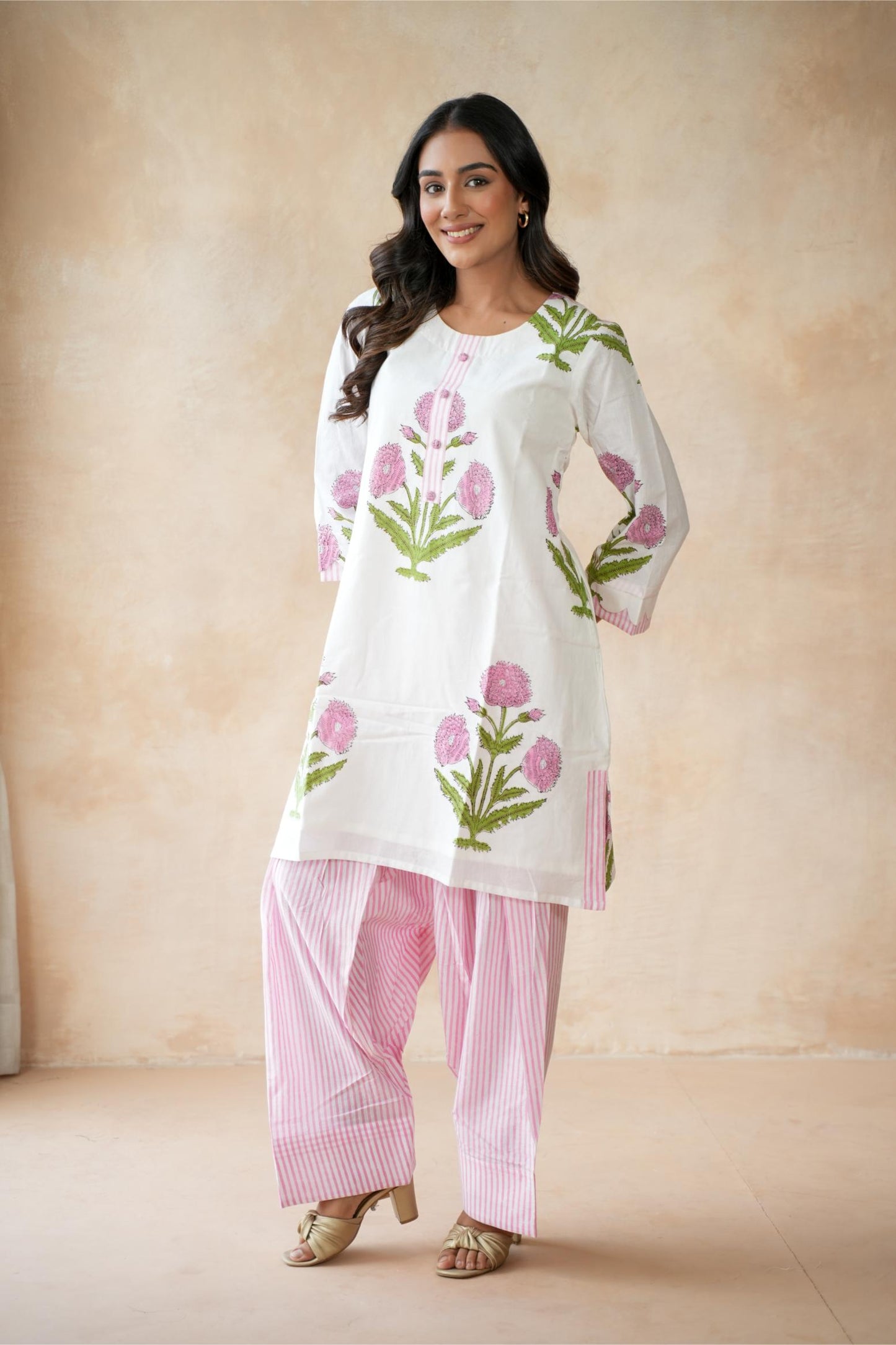 Pankhuri Farshi Kurta Set