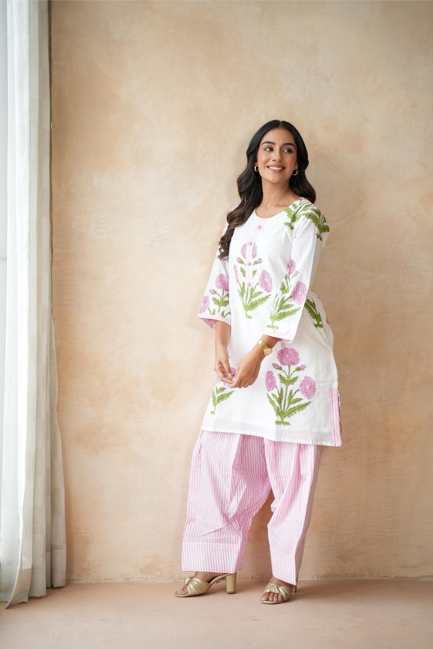 Pankhuri Farshi Kurta Set