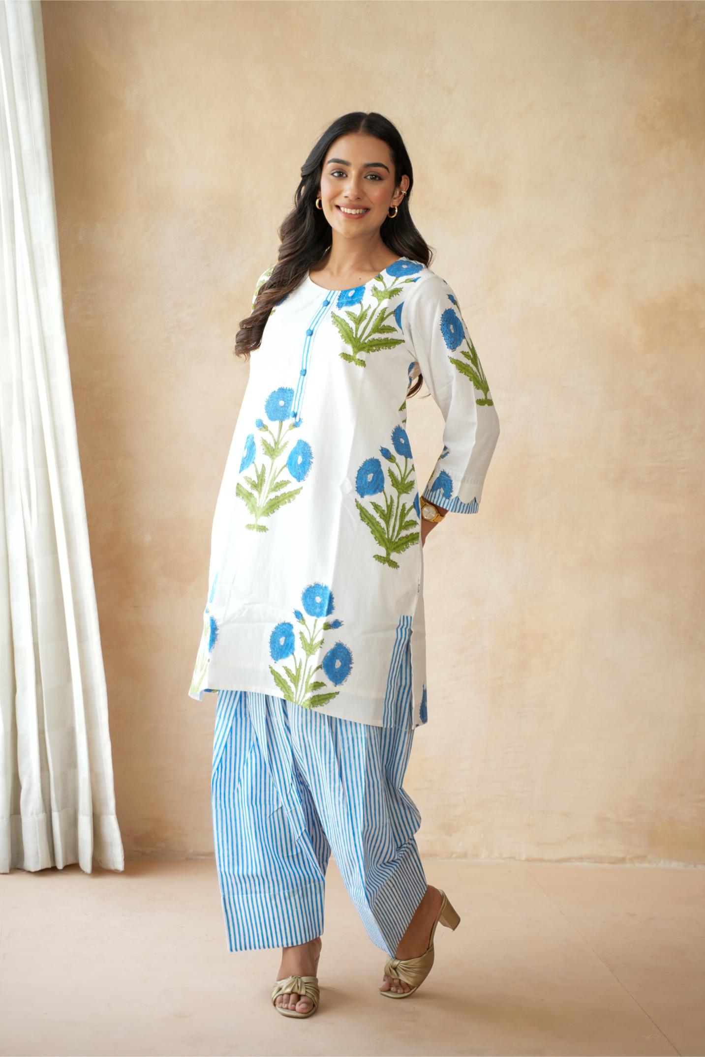 Neelofar Farshi Kurta Set