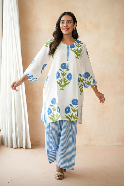 Neelofar Farshi Kurta Set
