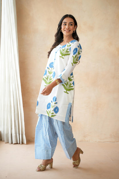 Neelofar Farshi Kurta Set