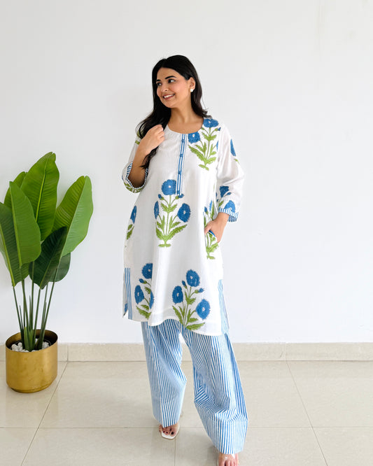 Neelofar Farshi Kurta Set